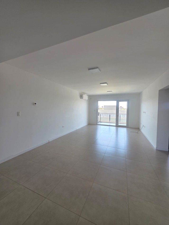 Alquiler Departamento 2 Dorm. con Cochera - Edificio Gatica 498