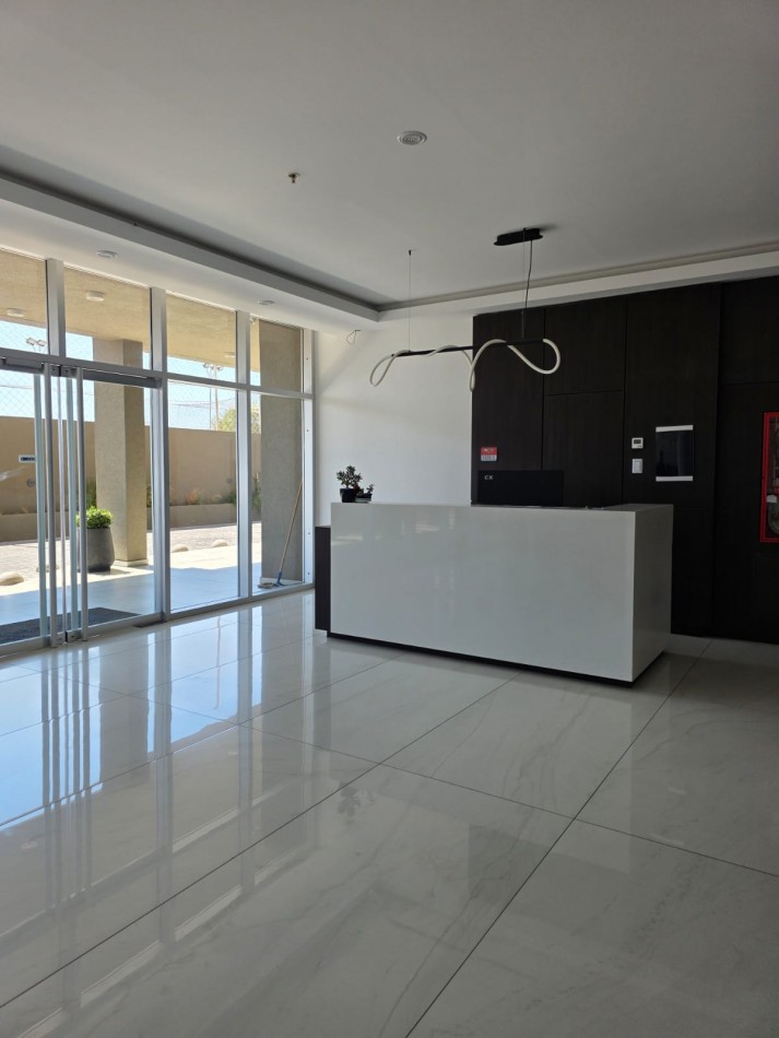 Alquiler Departamento 2 Dorm. con Cochera - Edificio Gatica 498