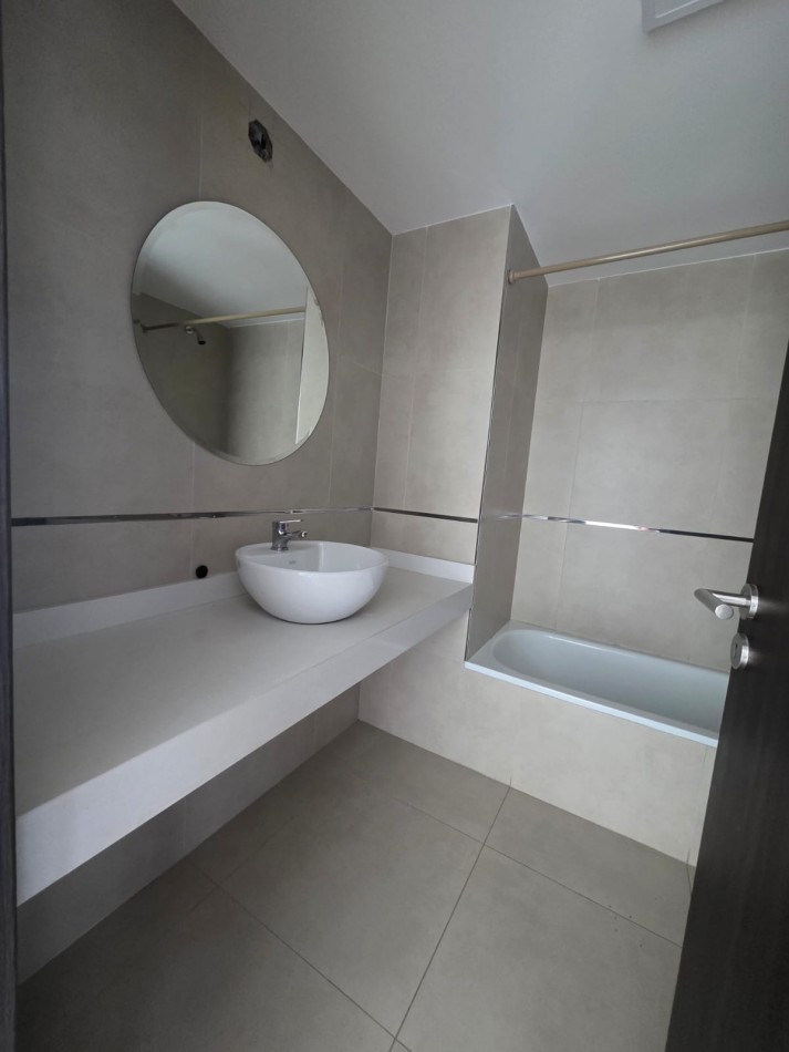 Alquiler Departamento 2 Dorm. con Cochera - Edificio Gatica 498