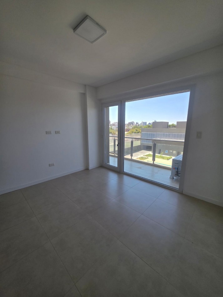 Alquiler Departamento 2 Dorm. con Cochera - Edificio Gatica 498