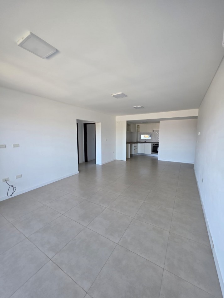 Alquiler Departamento 2 Dorm. con Cochera - Edificio Gatica 498