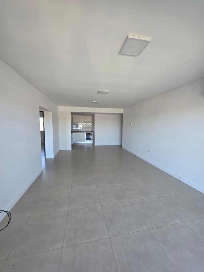 Alquiler Departamento 2 Dorm. con Cochera - Edificio Gatica 498