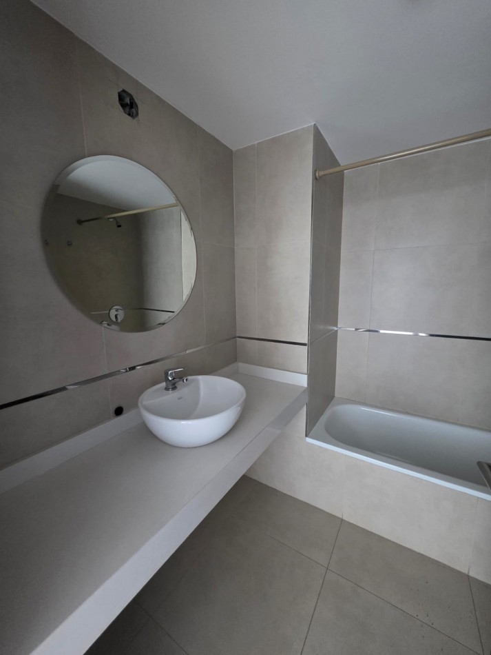 Alquiler Departamento 2 Dorm. con Cochera - Edificio Gatica 498