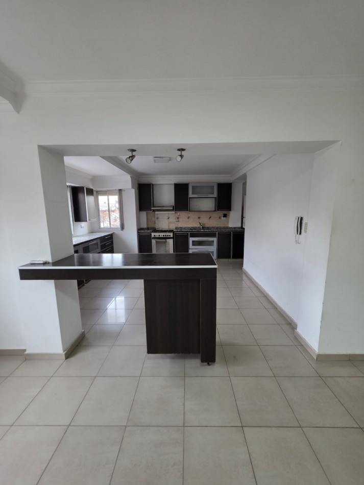 Alquiler Amplio Departamento 2 Dorm. - Edelman a metros de Av Olascoaga