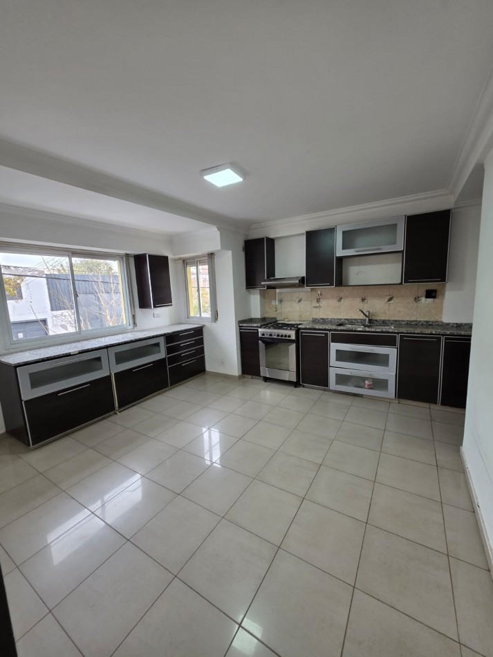 Alquiler Amplio Departamento 2 Dorm. - Edelman a metros de Av Olascoaga