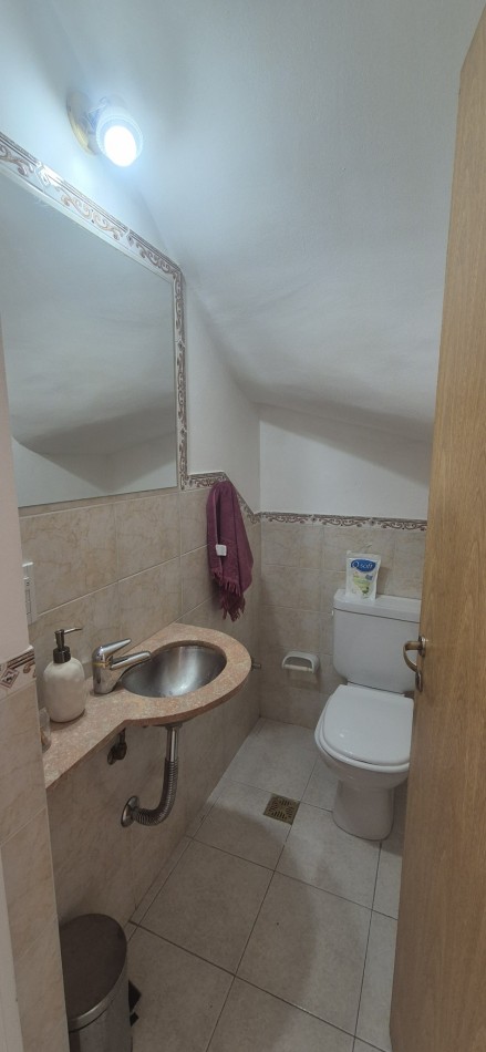 Duplex cuatro dormitorios c/garage en complejo cerrado, Barrio Cumelen