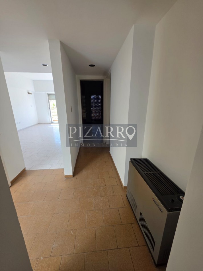 Alquiler Casa 4 dorm con patio y cochera cubierta