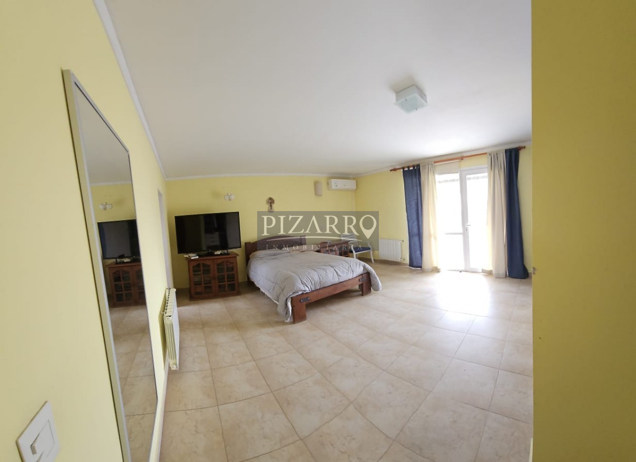 Casa en Barrio Privado La Zagala