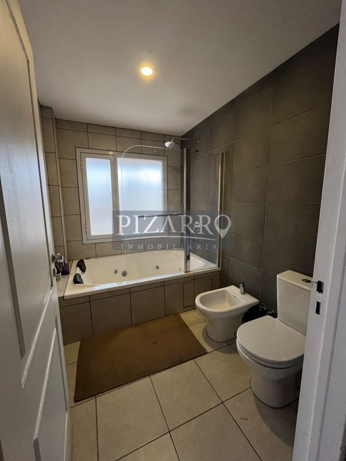 Alquiler Casa La Zagala - Neuquen | 6 Amb. en Planta Baja con Jardin