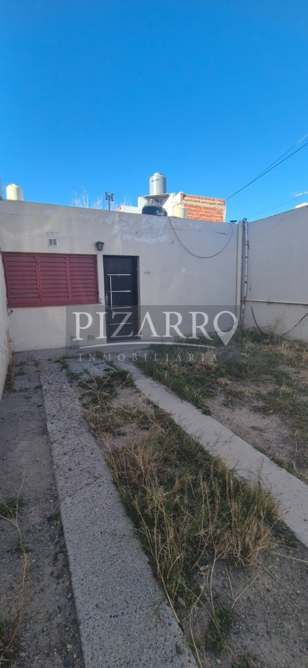Venta Casa a Restaurar, Rio Agrio al 100