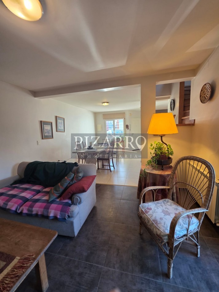Duplex 3 dorm - Garage - Patio con parrilla - Excelente ubicacion.