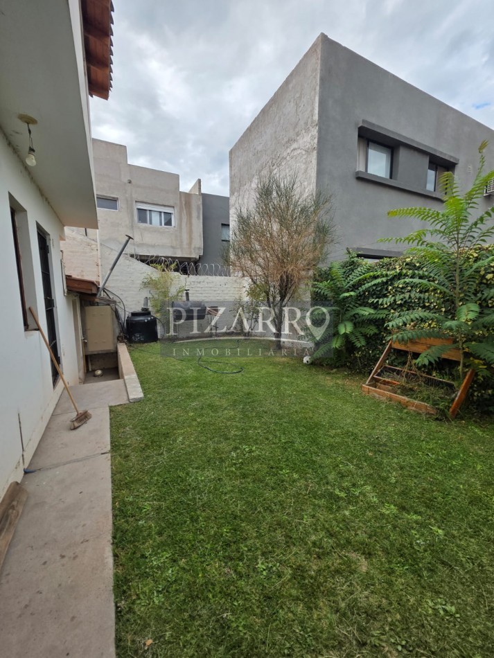 Venta Casa 3 Dormitorios con Jardin y Quincho | Rio Diamante 800 