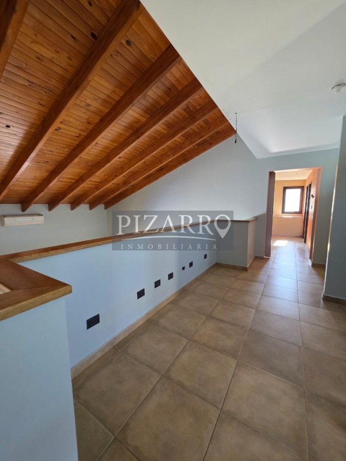 Venta Casa 4 dorm. Comahue Golf Club Neuquen - APTA CREDITO