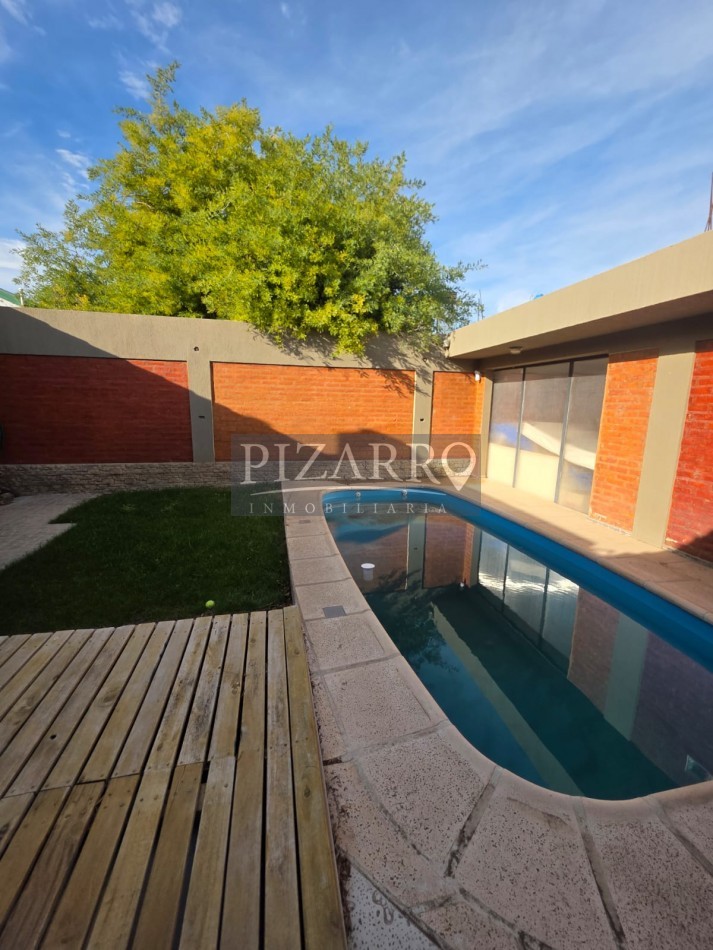 Alquiler Casa en Esquina 3 Dorm. - Ignacio Rivas y Forquera, Neuquen