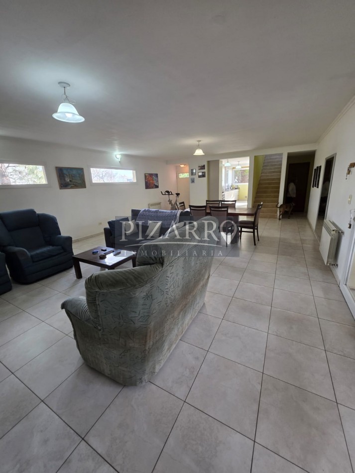 Casa en Barrio Privado La Zagala