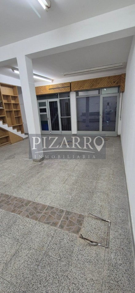 Venta Local Comercial con deposito y casa