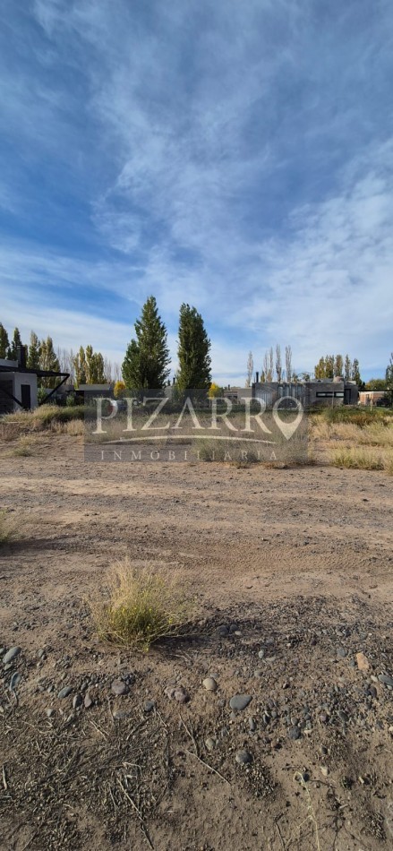 Venta Lotes en Barrio El Vergel (entre Neuquen y Centenario)