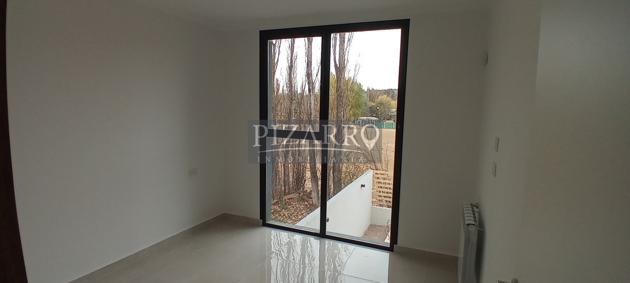 Duplex Tres Dormitorios, Barrio Tierra Mansa, Centenario.