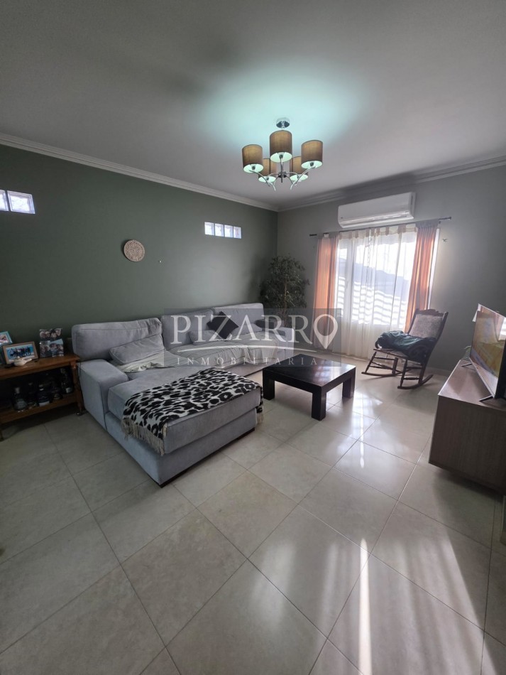 Alquiler Casa en Esquina 3 Dorm. - Ignacio Rivas y Forquera, Neuquen