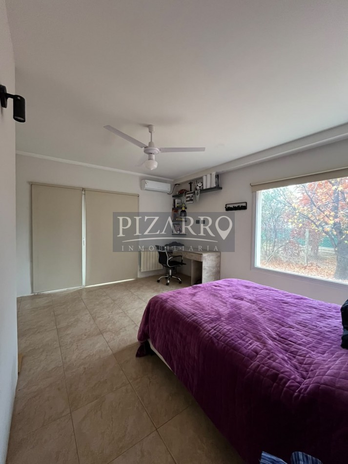 Alquiler Casa La Zagala - Neuquen | 6 Amb. en Planta Baja con Jardin
