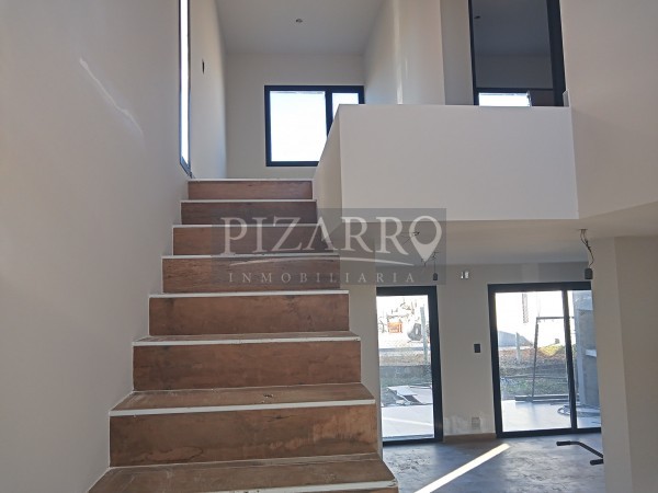 Dúplex Gerencial Barrio La Peregrina.