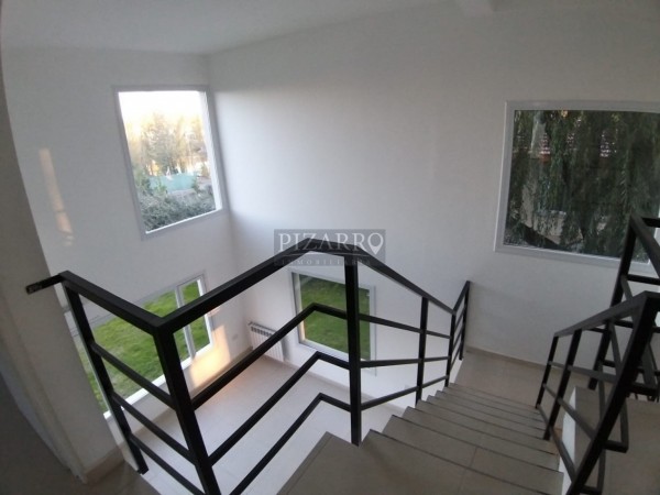  Alquiler Casa Barrio Privado La Zagala