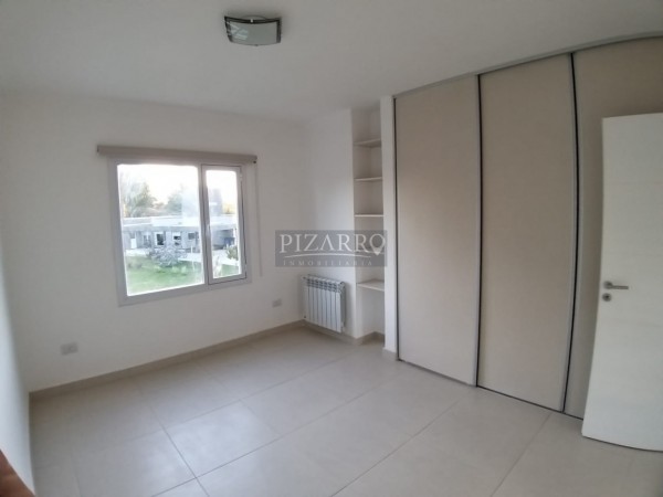  Alquiler Casa Barrio Privado La Zagala