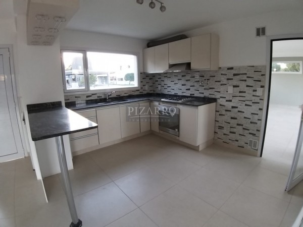  Alquiler Casa Barrio Privado La Zagala