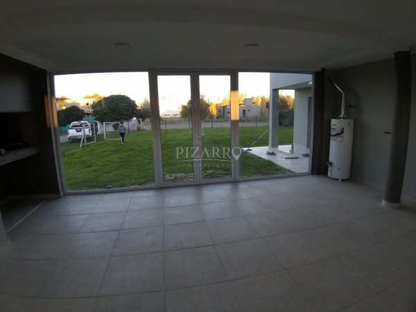  Alquiler Casa Barrio Privado La Zagala