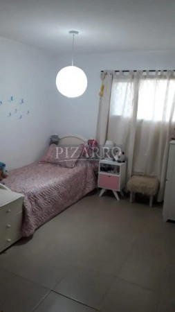 Casa tres dormitorios Barrio Cerrado La Peregrina
