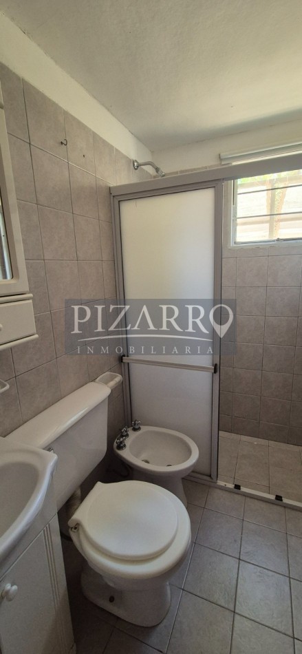 Departamento Dos Dorm. con Cochera. Barrio Confluencia.