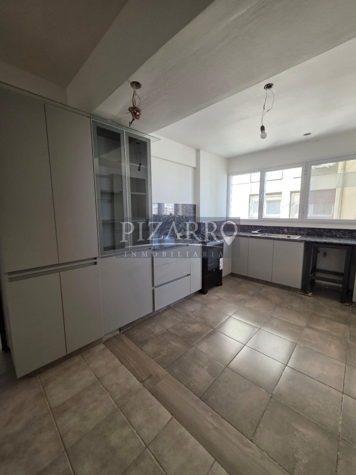 Departamento de 2 Dorm. - Av Argentina 175 - Galeria Jardin