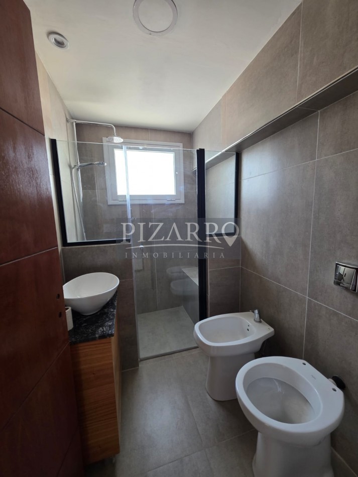 Departamento de 2 Dorm. - Av Argentina 175 - Galeria Jardin