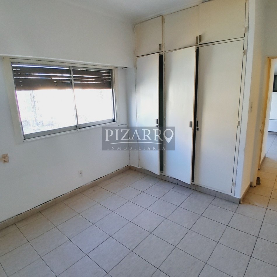 Venta Dpto. Centrico un dorm. con balcon