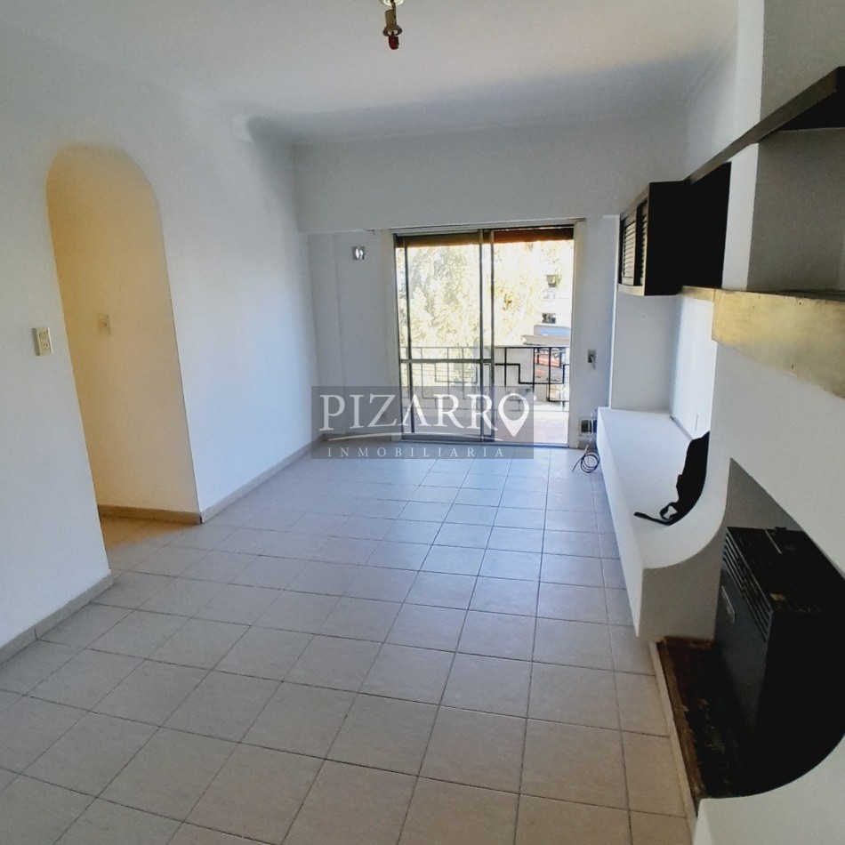 Venta Dpto. Centrico un dorm. con balcon