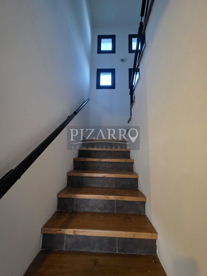 Venta Casa 4 dorm. Comahue Golf Club Neuquen - APTA CREDITO