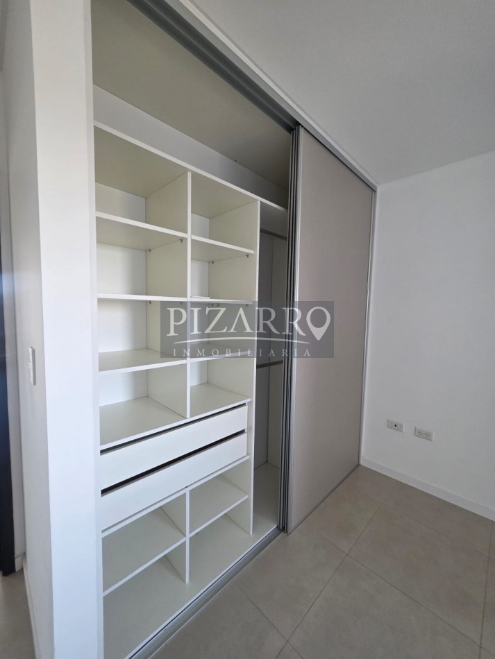 Venta Departamento 2 Dorm. con Cochera - Edificio Gatica 498 