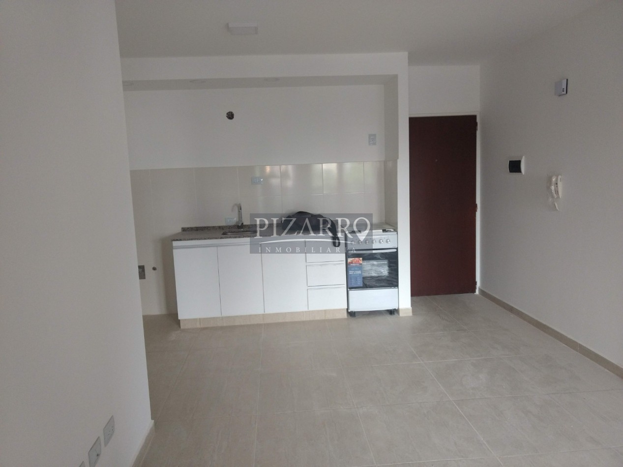 Venta Dpto. un dormitorio con balcon pleno centro Neuquen