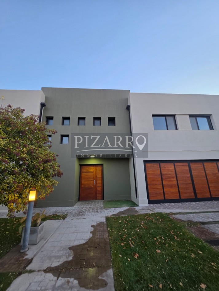 Venta Casa 4 dorm. Comahue Golf Club Neuquen - APTA CREDITO