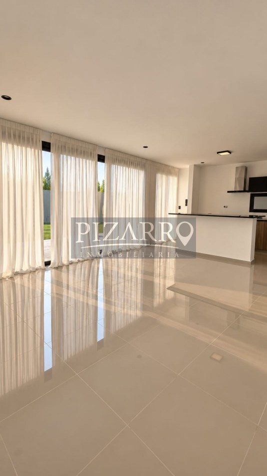 Alquiler Casa 3 Dorm. - Parques de Talero