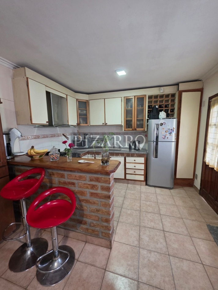 Venta Casa 3 Dormitorios con Jardin y Quincho | Rio Diamante 800 