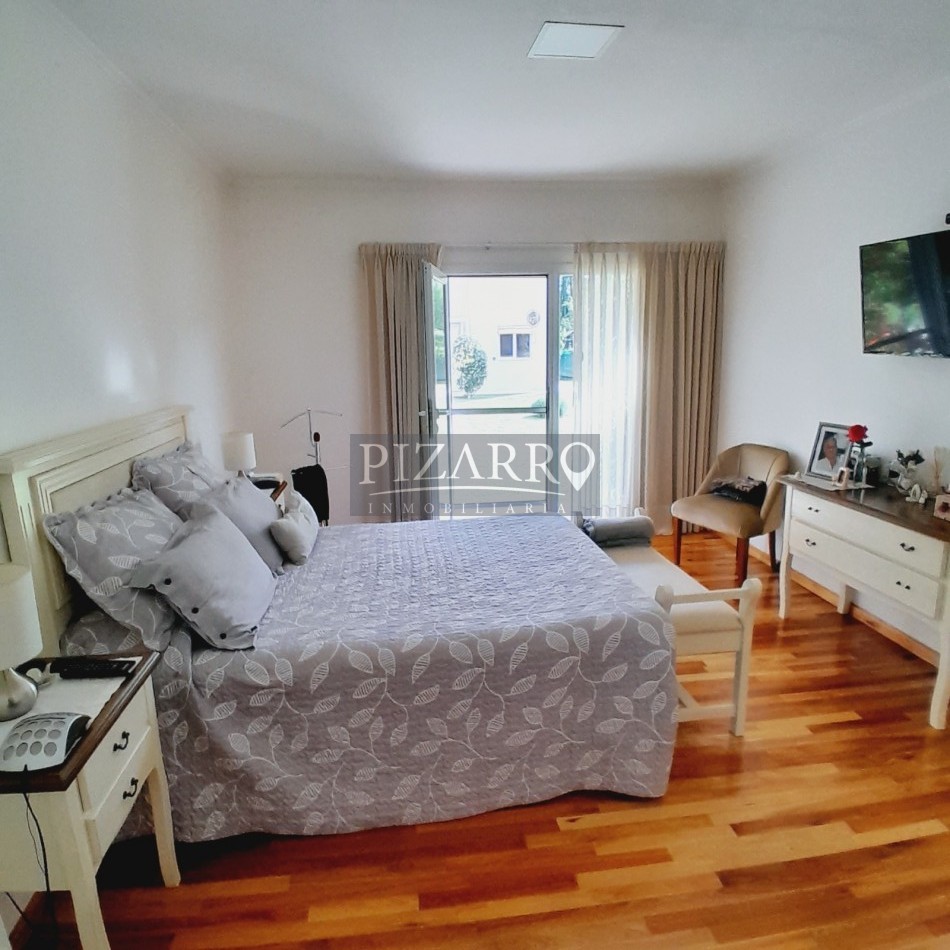 Venta Casa en Barrio Cerrado Finca Laguna Blanca