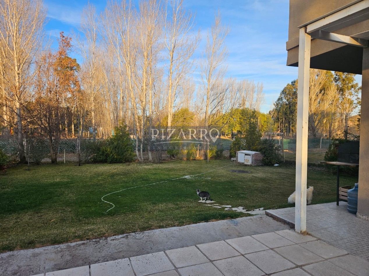 Venta Casa 3 dorm. Barrio Privado La Zagala