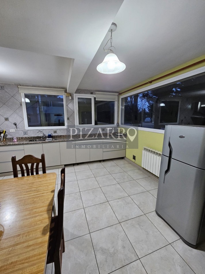 Casa en Barrio Privado La Zagala