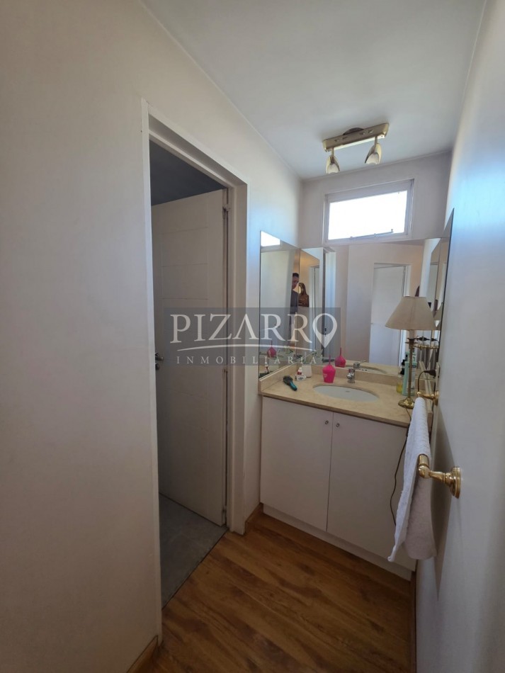 Duplex 3 dorm - Garage - Patio con parrilla - Excelente ubicacion.