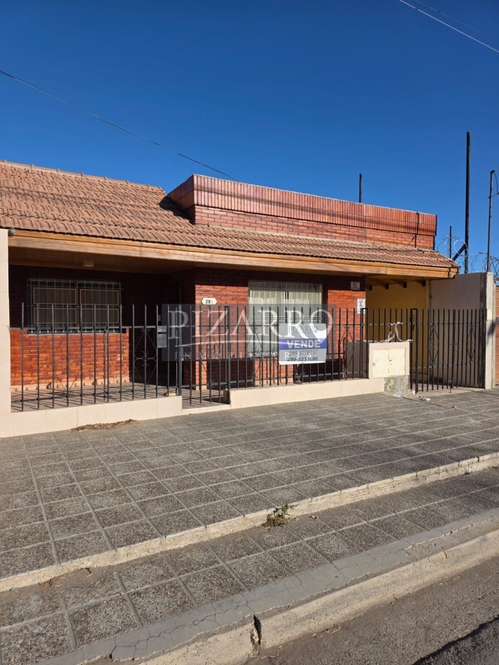 Venta Lote 400 m² con 2 Casas | Ideal Inversion o Desarrolladores | Montevideo 253
