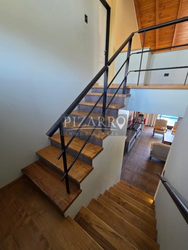 Venta Casa 4 dorm. Comahue Golf Club Neuquen - APTA CREDITO