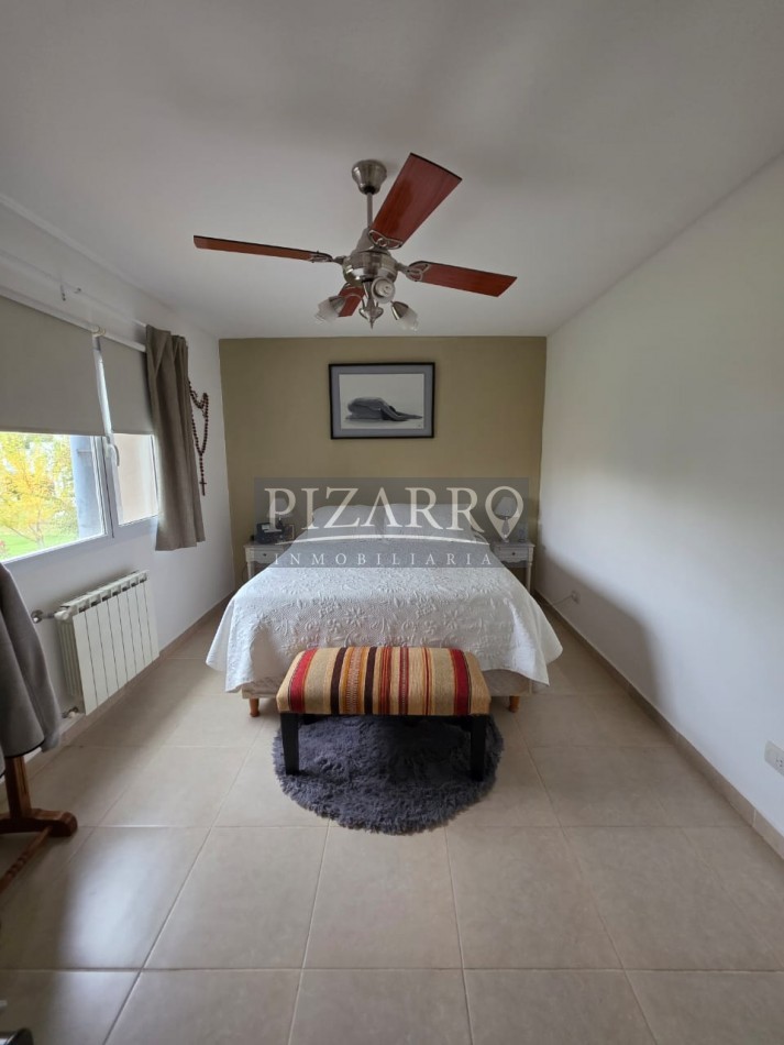 Duplex tres Dormitorios Barrio Naturaleza La Peregrina