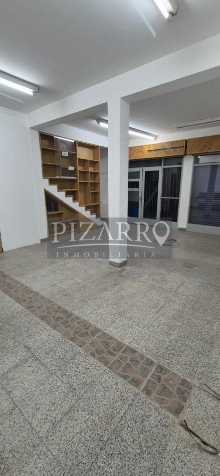 Venta Local Comercial con deposito y casa