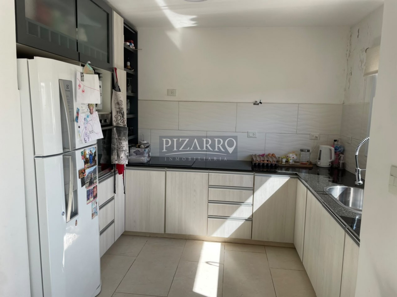 Venta Duplex 2 Dorm. en B° La Castellana 